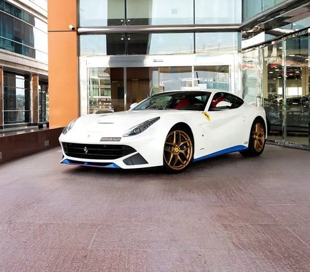 Ferrari F12 Standard 2017 for sale in Dubai